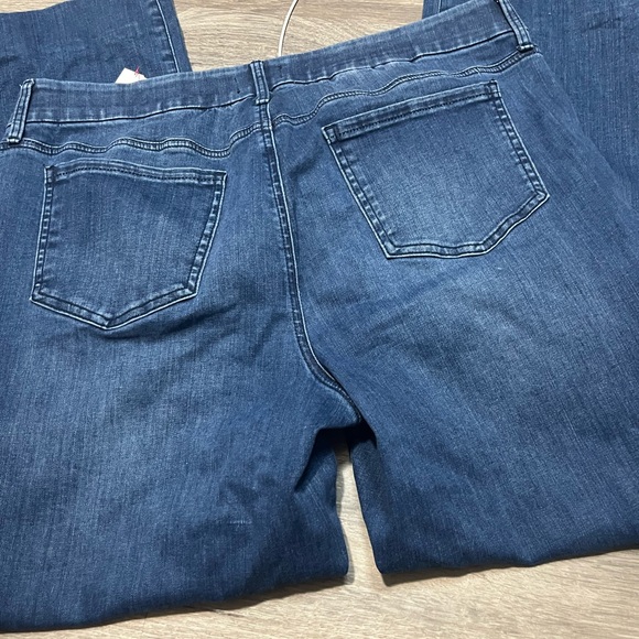 NYDJ Classic Straight Leg Blue Jeans - Picture 7 of 7